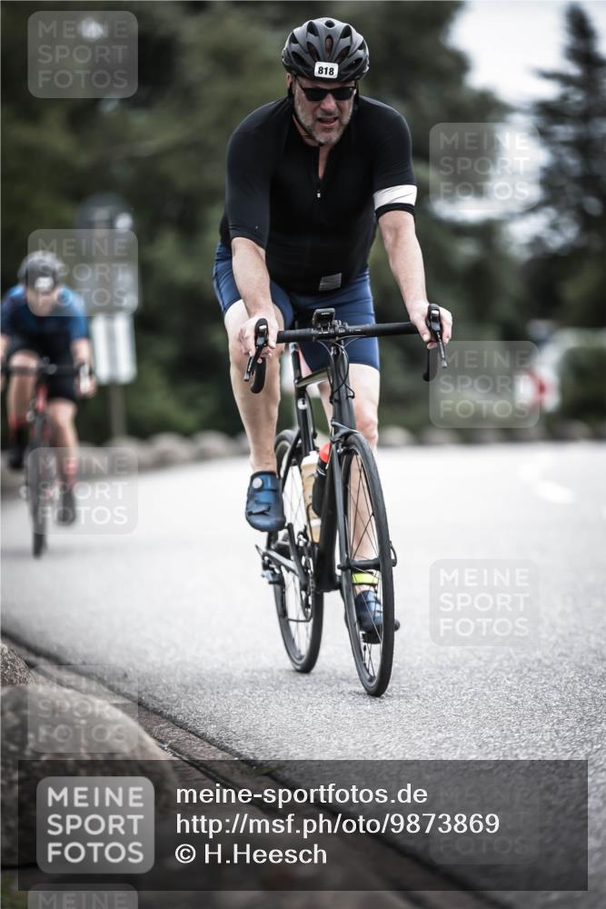 21.06.2026 - 29. Vierlanden-Triathlon H.Heesch http://msf.ph/oto/9873869 21.06.2026 12:15:56 Radfahren 818, 833, 852 meine-sportfotos.de