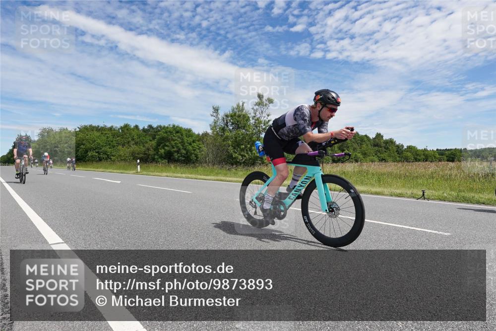 21.06.2026 - Viking Triathlon Michael Burmester http://msf.ph/oto/9873893 21.06.2026 12:44:30 Radfahren 59, 102, 161, 207, 341, 353, 395, 456, 534, 564, 623 meine-sportfotos.de