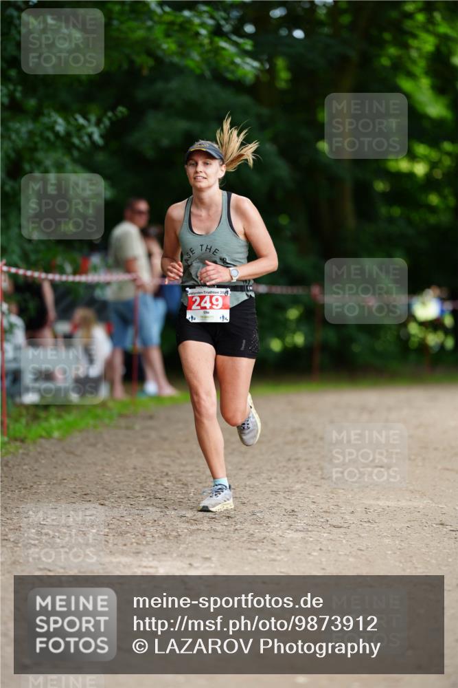 21.06.2026 - 29. Vierlanden-Triathlon LAZAROV Photography http://msf.ph/oto/9873912 21.06.2026 14:42:11 Laufen 20, 249 meine-sportfotos.de