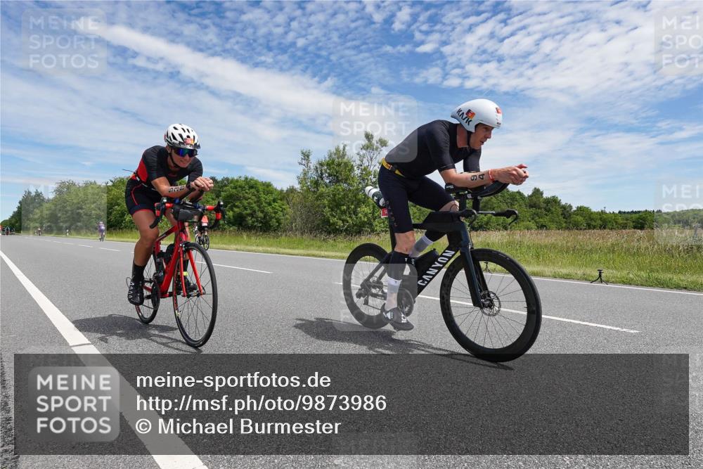 21.06.2026 - Viking Triathlon Michael Burmester http://msf.ph/oto/9873986 21.06.2026 12:45:14 Radfahren 39, 48, 91, 94, 132, 173, 177, 182, 219, 239, 253, 254, 306, 313, 494, 538 meine-sportfotos.de
