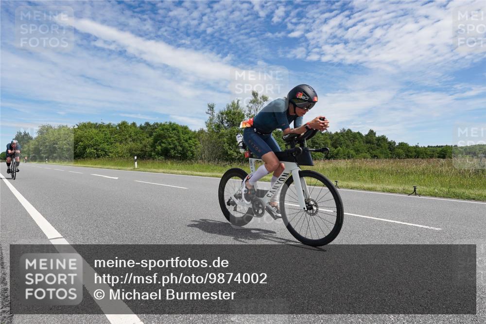 21.06.2026 - Viking Triathlon Michael Burmester http://msf.ph/oto/9874002 21.06.2026 12:45:24 Radfahren 39, 48, 91, 132, 173, 182, 249, 254, 306, 309, 538 meine-sportfotos.de