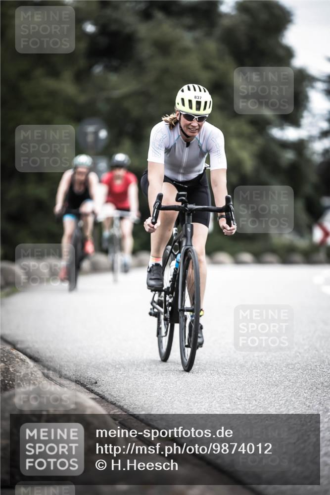 21.06.2026 - 29. Vierlanden-Triathlon H.Heesch http://msf.ph/oto/9874012 21.06.2026 12:16:10 Radfahren 834, 837, 856, 861 meine-sportfotos.de