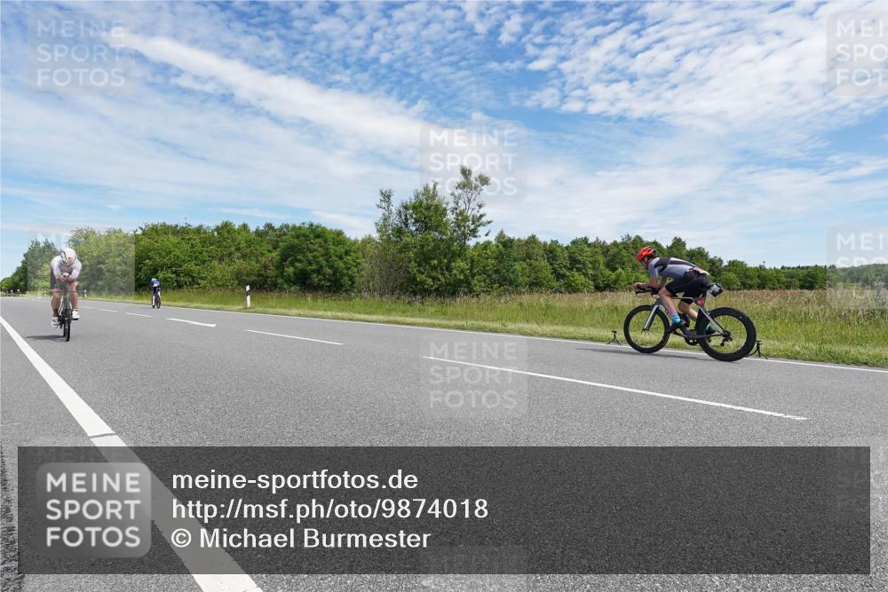 21.06.2026 - Viking Triathlon Michael Burmester http://msf.ph/oto/9874018 21.06.2026 12:45:33 Radfahren 48, 135, 173, 182, 249, 254, 254, 309 meine-sportfotos.de
