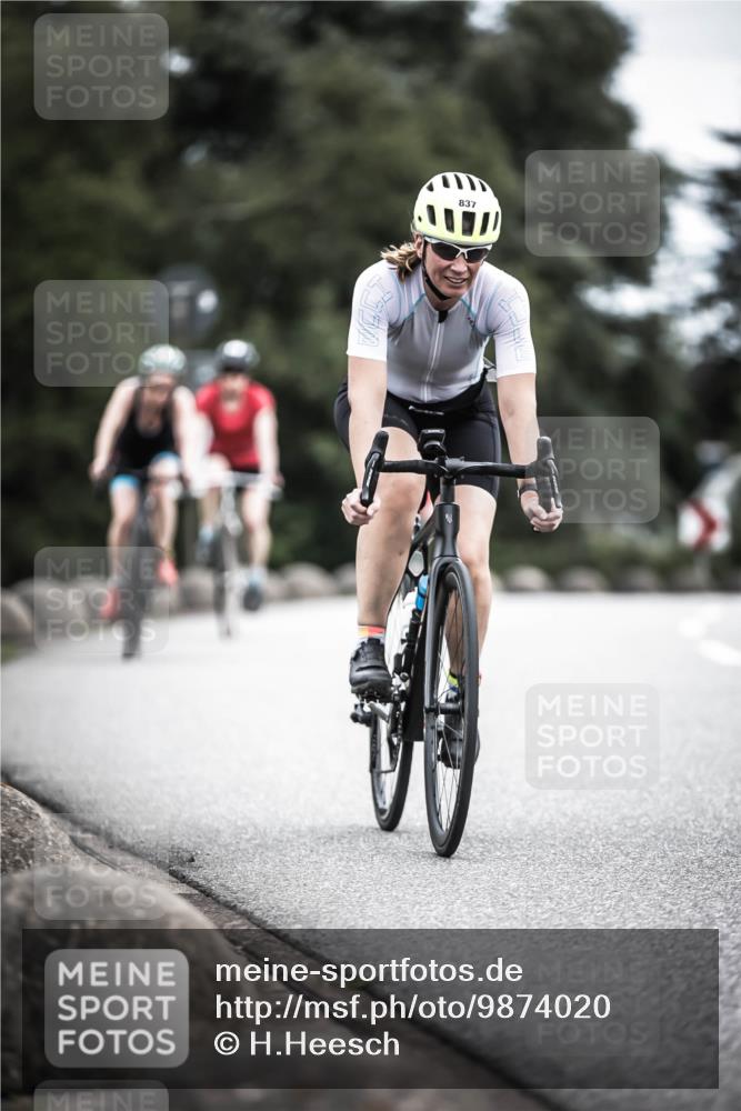 21.06.2026 - 29. Vierlanden-Triathlon H.Heesch http://msf.ph/oto/9874020 21.06.2026 12:16:10 Radfahren 834, 837, 856, 861 meine-sportfotos.de