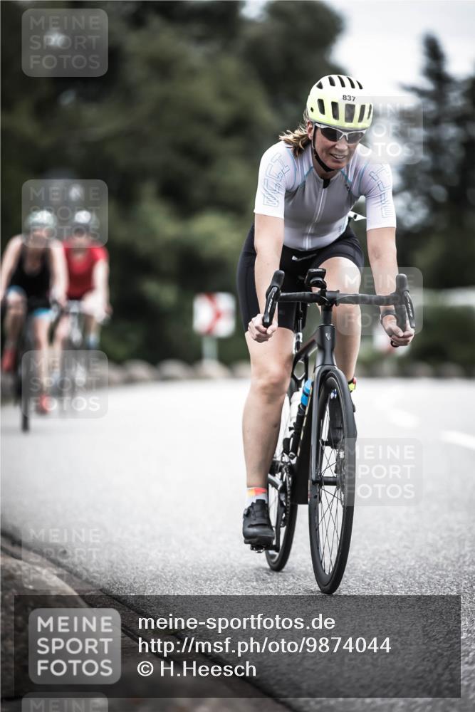 21.06.2026 - 29. Vierlanden-Triathlon H.Heesch http://msf.ph/oto/9874044 21.06.2026 12:16:10 Radfahren 834, 837, 856, 861 meine-sportfotos.de