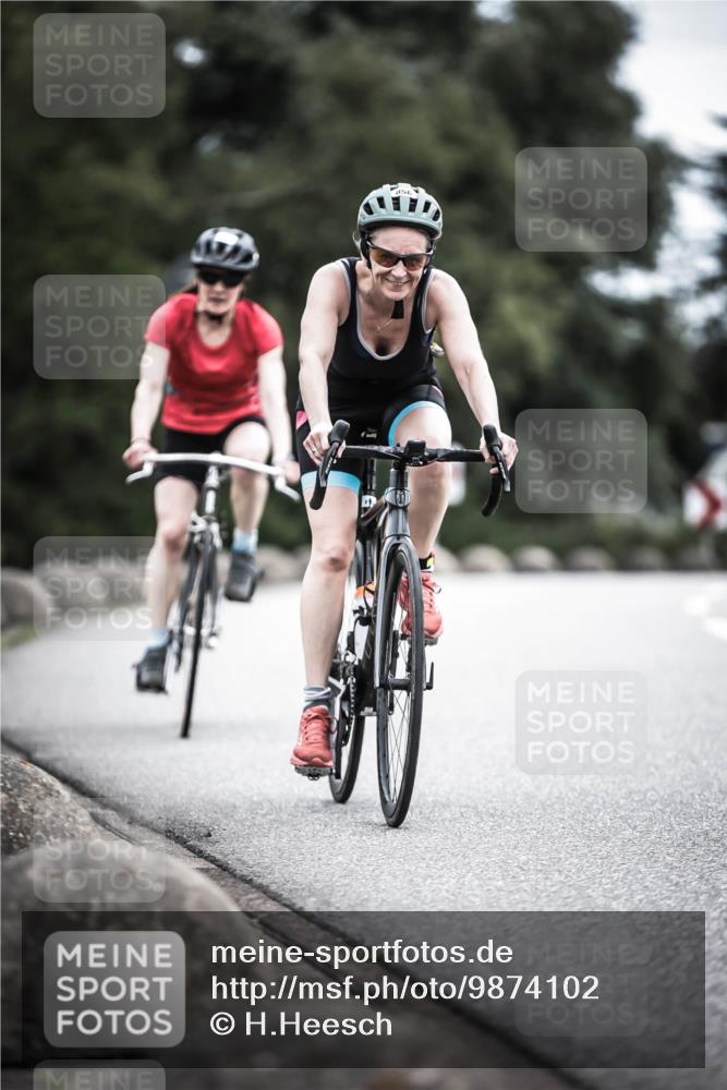 21.06.2026 - 29. Vierlanden-Triathlon H.Heesch http://msf.ph/oto/9874102 21.06.2026 12:16:12 Radfahren 820, 834, 837, 856, 861 meine-sportfotos.de
