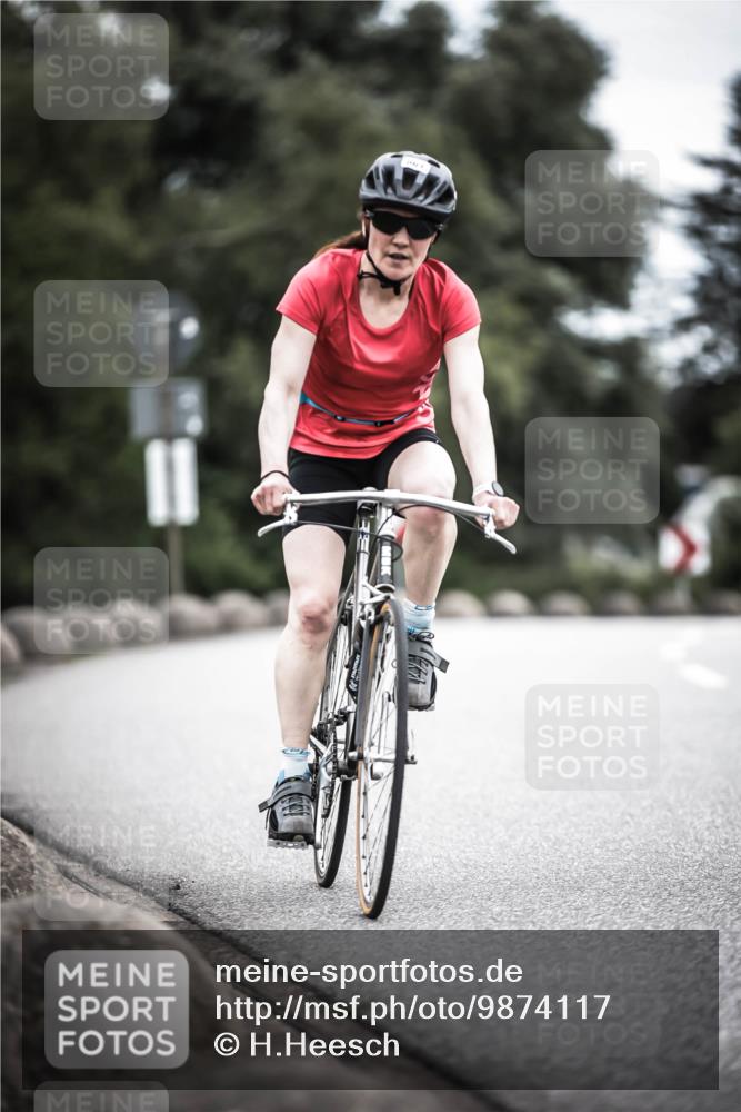 21.06.2026 - 29. Vierlanden-Triathlon H.Heesch http://msf.ph/oto/9874117 21.06.2026 12:16:12 Radfahren 820, 834, 837, 856, 861 meine-sportfotos.de