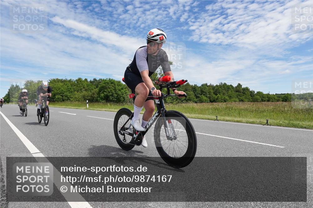 21.06.2026 - Viking Triathlon Michael Burmester http://msf.ph/oto/9874167 21.06.2026 12:46:48 Radfahren 16, 36, 81, 105, 165, 184, 364, 407, 457, 530, 629, 634 meine-sportfotos.de