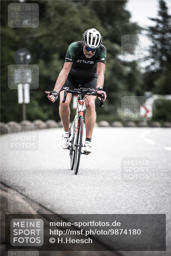 21.06.2026 - 29. Vierlanden-Triathlon H.Heesch http://msf.ph/oto/9874180 21.06.2026 12:16:22 Radfahren 771, 820 meine-sportfotos.de