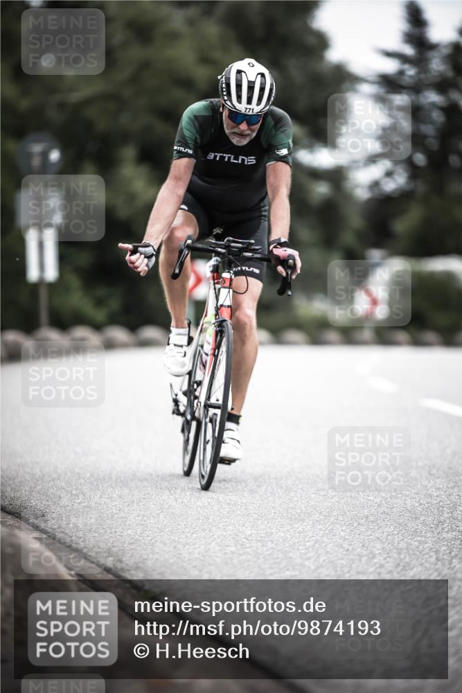 21.06.2026 - 29. Vierlanden-Triathlon H.Heesch http://msf.ph/oto/9874193 21.06.2026 12:16:22 Radfahren 771, 820 meine-sportfotos.de