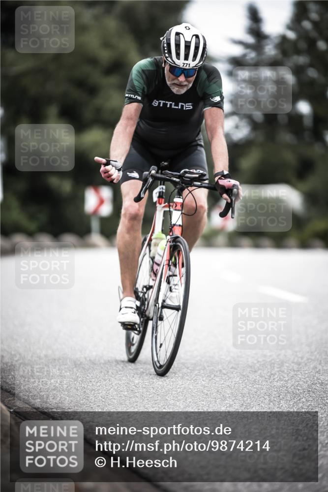 21.06.2026 - 29. Vierlanden-Triathlon H.Heesch http://msf.ph/oto/9874214 21.06.2026 12:16:22 Radfahren 771, 820 meine-sportfotos.de