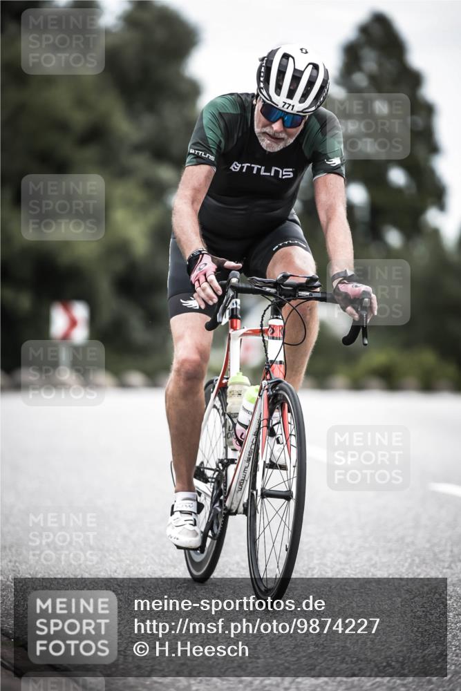 21.06.2026 - 29. Vierlanden-Triathlon H.Heesch http://msf.ph/oto/9874227 21.06.2026 12:16:22 Radfahren 771, 820 meine-sportfotos.de