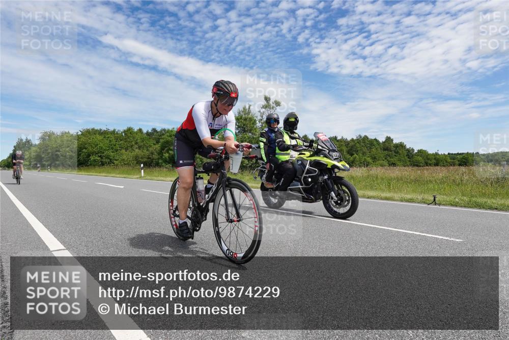 21.06.2026 - Viking Triathlon Michael Burmester http://msf.ph/oto/9874229 21.06.2026 12:47:48 Radfahren 58, 259, 276, 310, 322, 510, 510, 531, 531, 603, 608, 639 meine-sportfotos.de