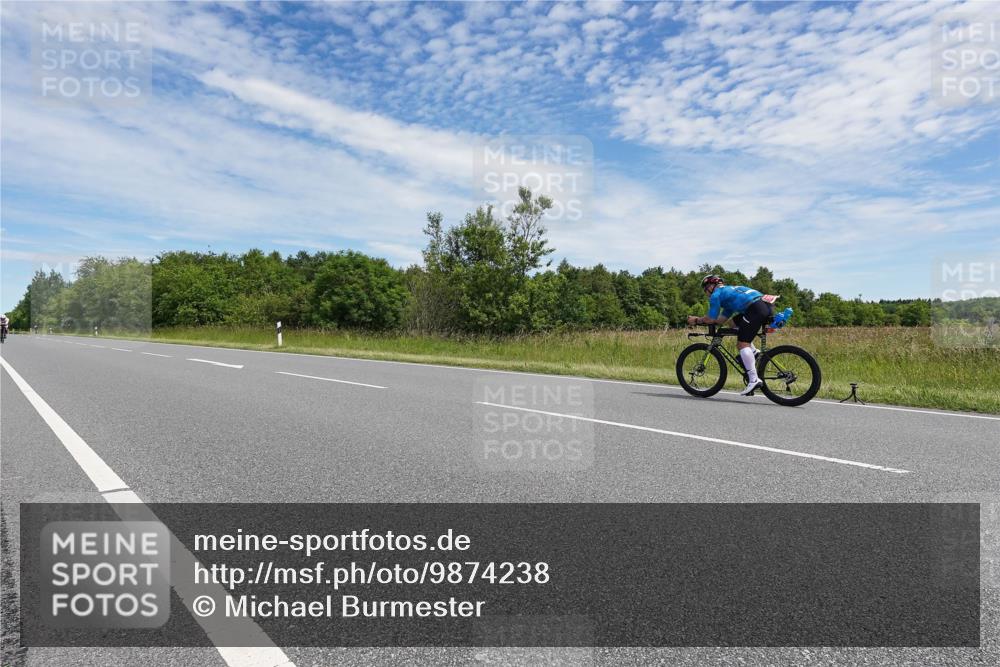 21.06.2026 - Viking Triathlon Michael Burmester http://msf.ph/oto/9874238 21.06.2026 12:47:55 Radfahren 58, 73, 126, 259, 276, 510, 531, 531, 603, 608, 639 meine-sportfotos.de