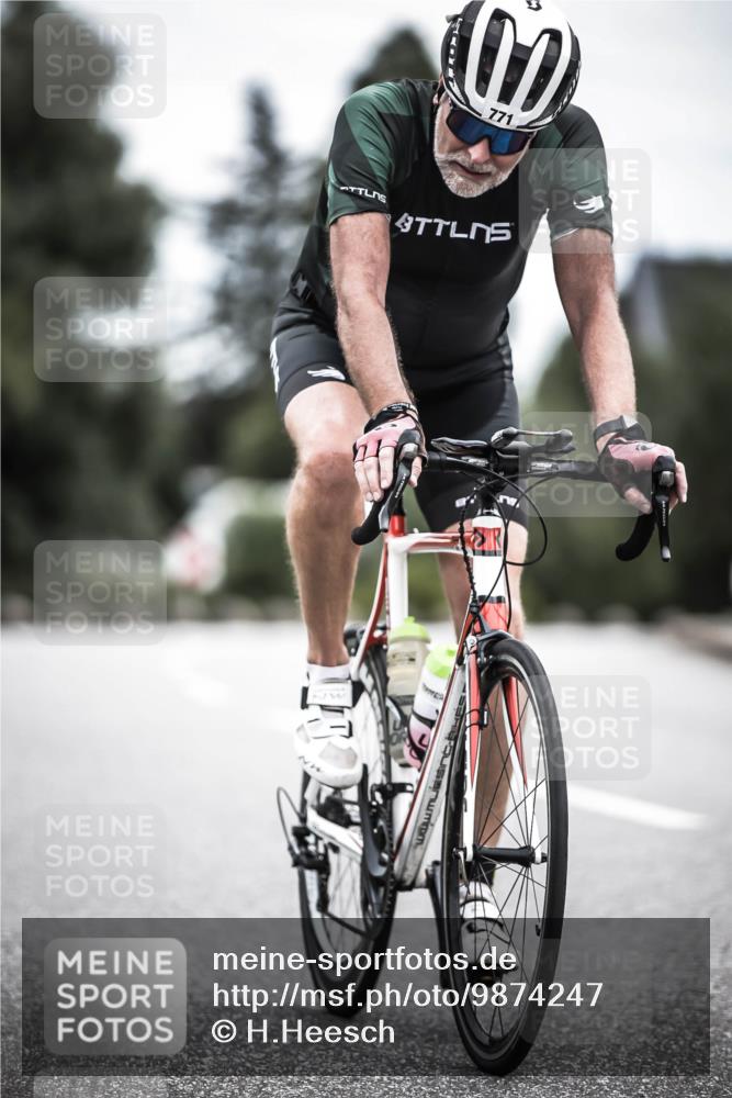 21.06.2026 - 29. Vierlanden-Triathlon H.Heesch http://msf.ph/oto/9874247 21.06.2026 12:16:22 Radfahren 771, 820 meine-sportfotos.de