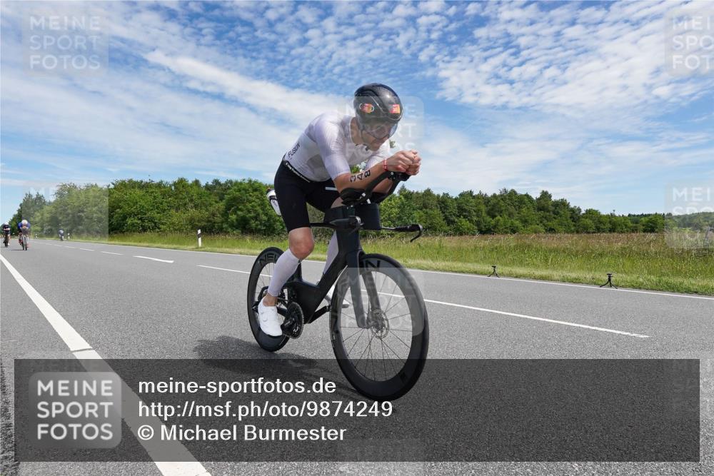 21.06.2026 - Viking Triathlon Michael Burmester http://msf.ph/oto/9874249 21.06.2026 12:48:02 Radfahren 58, 73, 126, 259, 510, 531, 603, 608, 639, 644 meine-sportfotos.de