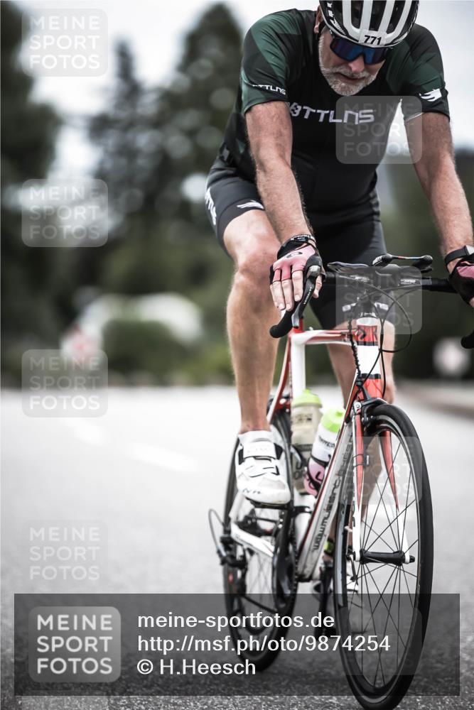 21.06.2026 - 29. Vierlanden-Triathlon H.Heesch http://msf.ph/oto/9874254 21.06.2026 12:16:23 Radfahren 771, 820 meine-sportfotos.de