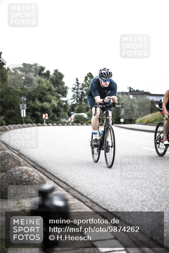 21.06.2026 - 29. Vierlanden-Triathlon H.Heesch http://msf.ph/oto/9874262 21.06.2026 12:16:37 Radfahren 662, 847 meine-sportfotos.de