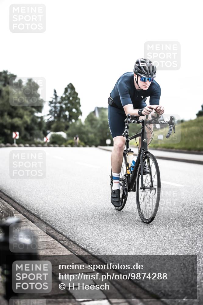 21.06.2026 - 29. Vierlanden-Triathlon H.Heesch http://msf.ph/oto/9874288 21.06.2026 12:16:37 Radfahren 662, 847 meine-sportfotos.de