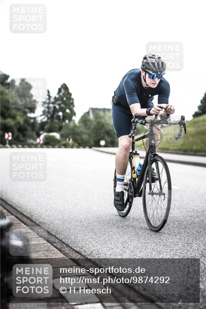 21.06.2026 - 29. Vierlanden-Triathlon H.Heesch http://msf.ph/oto/9874292 21.06.2026 12:16:37 Radfahren 662, 847 meine-sportfotos.de