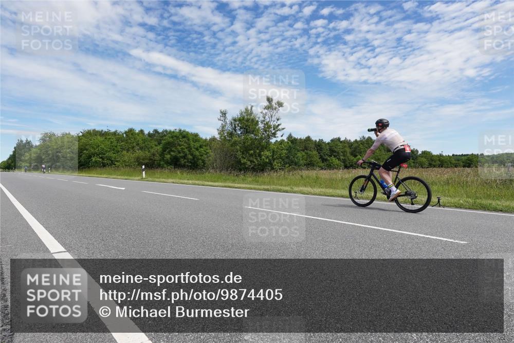 21.06.2026 - Viking Triathlon Michael Burmester http://msf.ph/oto/9874405 21.06.2026 12:49:49 Radfahren 260, 268 meine-sportfotos.de