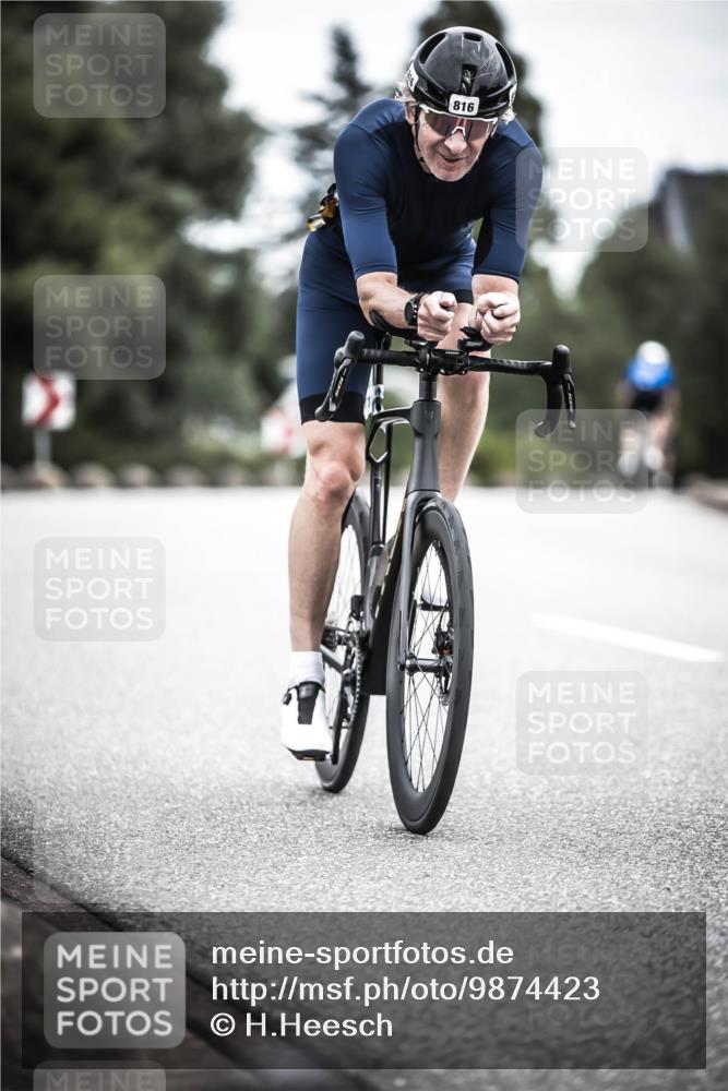 21.06.2026 - 29. Vierlanden-Triathlon H.Heesch http://msf.ph/oto/9874423 21.06.2026 12:17:12 Radfahren 636, 744, 746, 816, 871 meine-sportfotos.de