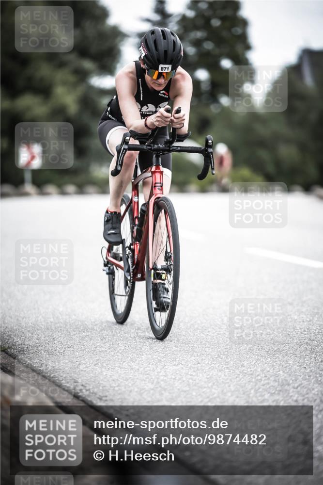 21.06.2026 - 29. Vierlanden-Triathlon H.Heesch http://msf.ph/oto/9874482 21.06.2026 12:17:15 Radfahren 636, 746, 816, 871, 889 meine-sportfotos.de