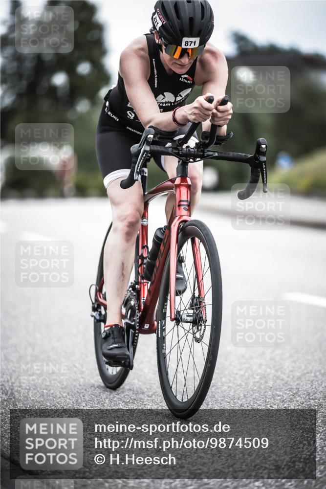 21.06.2026 - 29. Vierlanden-Triathlon H.Heesch http://msf.ph/oto/9874509 21.06.2026 12:17:15 Radfahren 636, 746, 816, 871, 889 meine-sportfotos.de