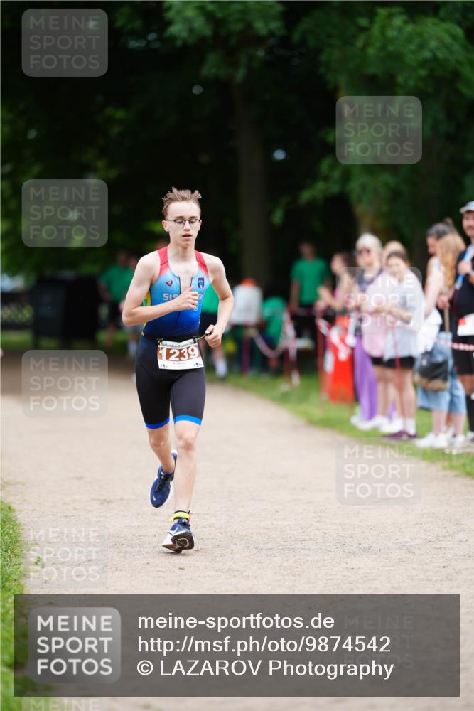 21.06.2026 - 29. Vierlanden-Triathlon LAZAROV Photography http://msf.ph/oto/9874542 21.06.2026 15:00:01 Laufen 202, 1239 meine-sportfotos.de