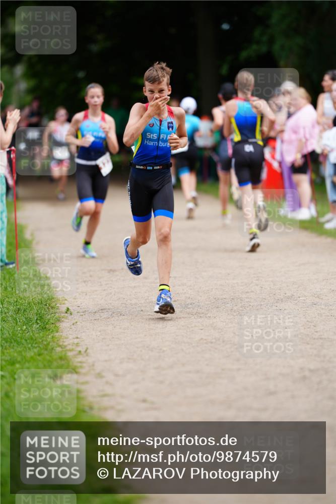 21.06.2026 - 29. Vierlanden-Triathlon LAZAROV Photography http://msf.ph/oto/9874579 21.06.2026 15:00:23 Laufen 10, 20 meine-sportfotos.de