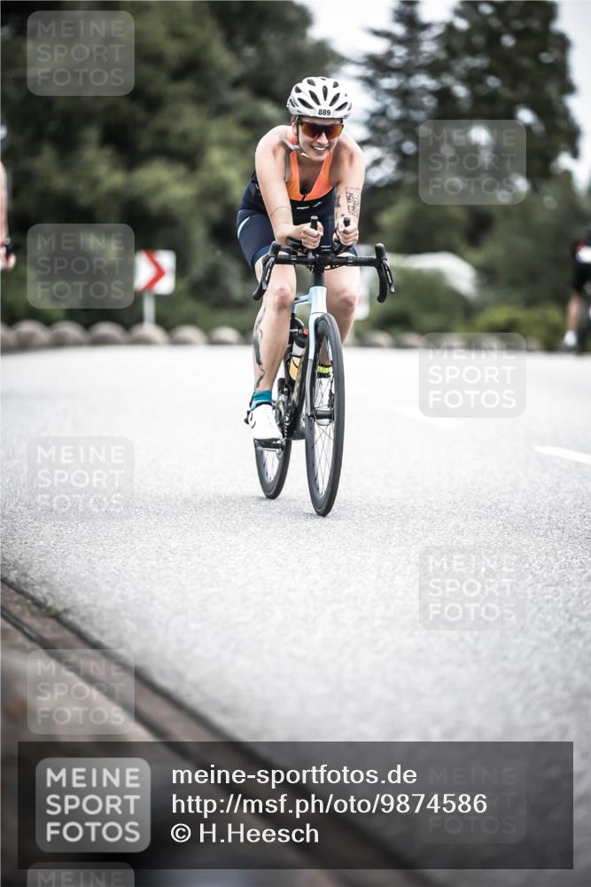 21.06.2026 - 29. Vierlanden-Triathlon H.Heesch http://msf.ph/oto/9874586 21.06.2026 12:17:22 Radfahren 41, 762, 889 meine-sportfotos.de