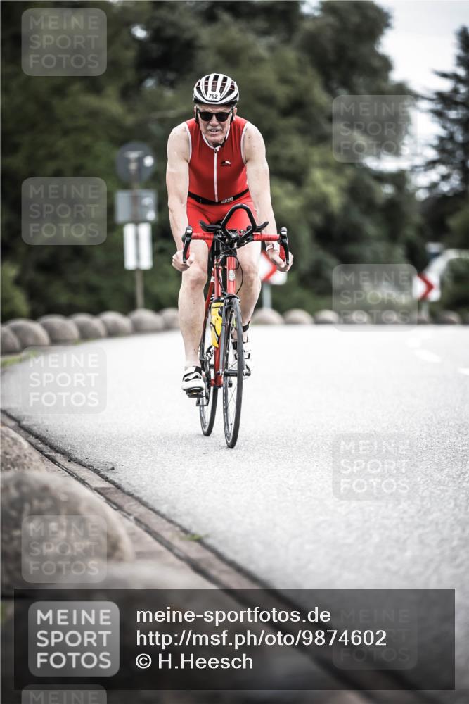 21.06.2026 - 29. Vierlanden-Triathlon H.Heesch http://msf.ph/oto/9874602 21.06.2026 12:17:23 Radfahren 41, 762, 889 meine-sportfotos.de