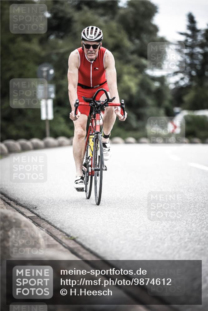 21.06.2026 - 29. Vierlanden-Triathlon H.Heesch http://msf.ph/oto/9874612 21.06.2026 12:17:23 Radfahren 41, 762, 889 meine-sportfotos.de