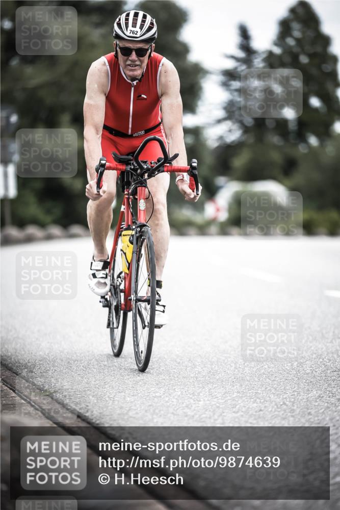 21.06.2026 - 29. Vierlanden-Triathlon H.Heesch http://msf.ph/oto/9874639 21.06.2026 12:17:24 Radfahren 41, 762, 889 meine-sportfotos.de