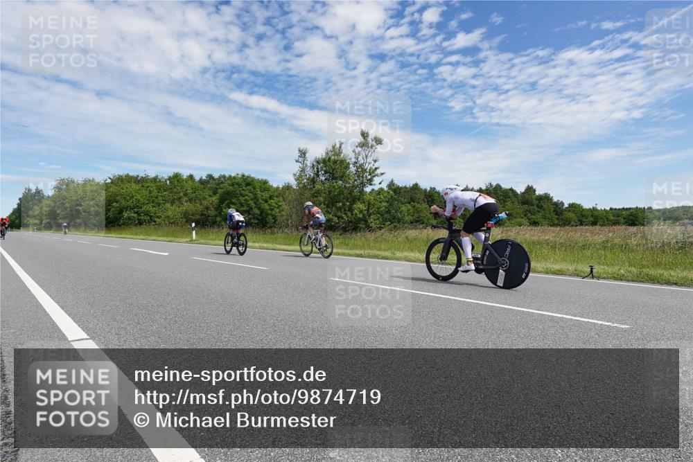 21.06.2026 - Viking Triathlon Michael Burmester http://msf.ph/oto/9874719 21.06.2026 12:53:43 Radfahren 168, 237, 431, 545, 652, 652 meine-sportfotos.de