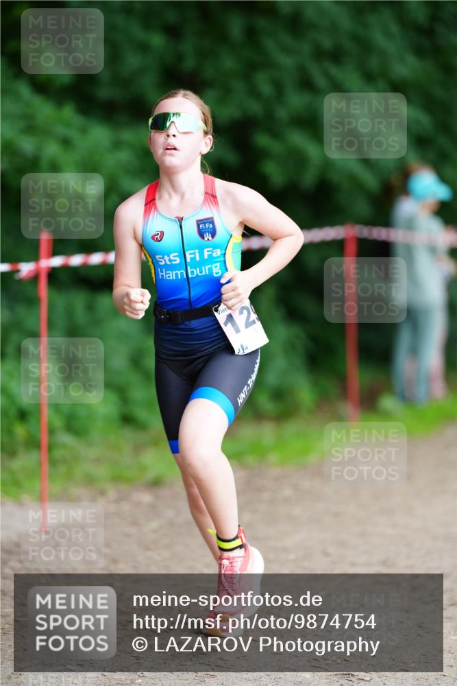 21.06.2026 - 29. Vierlanden-Triathlon LAZAROV Photography http://msf.ph/oto/9874754 21.06.2026 15:08:27 Laufen 12 meine-sportfotos.de