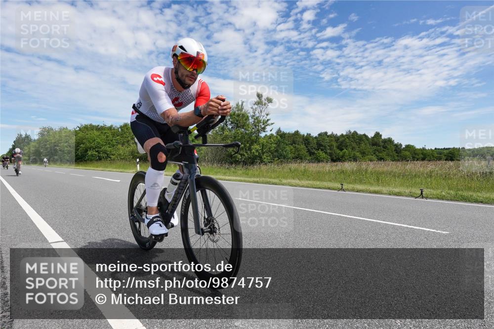 21.06.2026 - Viking Triathlon Michael Burmester http://msf.ph/oto/9874757 21.06.2026 12:54:11 Radfahren 107, 154, 220, 286, 296, 314, 376, 414, 560, 574 meine-sportfotos.de