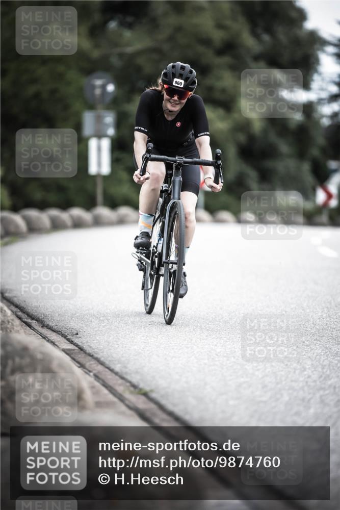 21.06.2026 - 29. Vierlanden-Triathlon H.Heesch http://msf.ph/oto/9874760 21.06.2026 12:18:13 Radfahren 276, 821, 838, 860 meine-sportfotos.de
