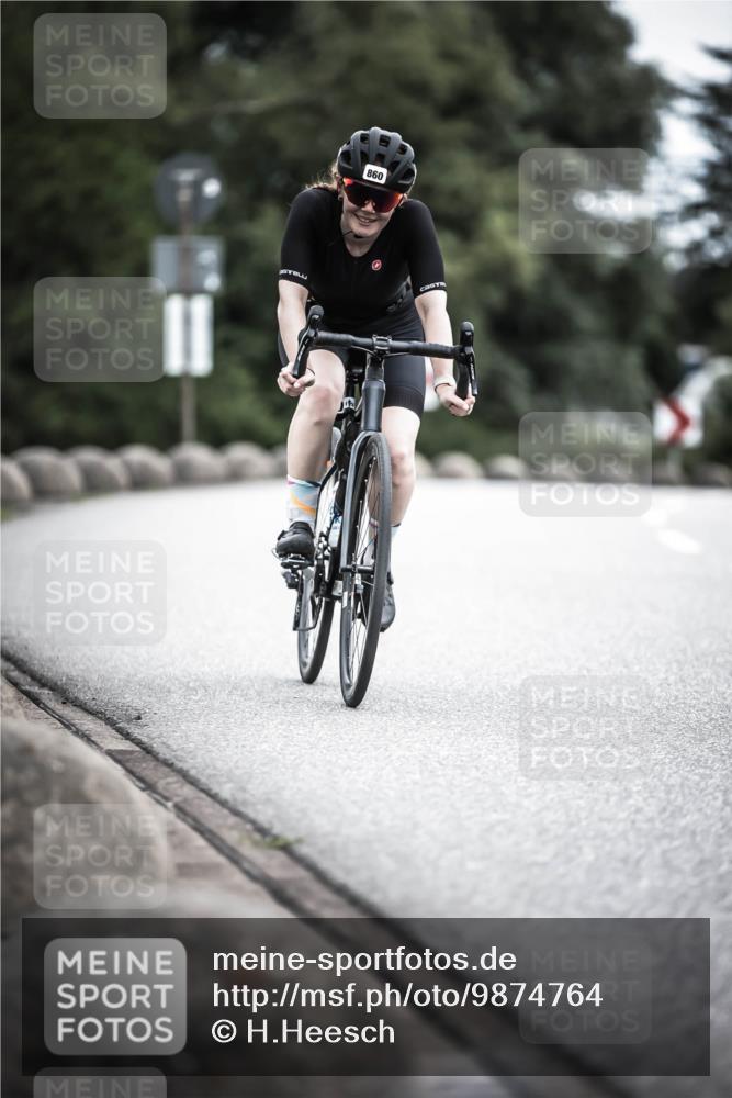 21.06.2026 - 29. Vierlanden-Triathlon H.Heesch http://msf.ph/oto/9874764 21.06.2026 12:18:13 Radfahren 276, 821, 838, 860 meine-sportfotos.de