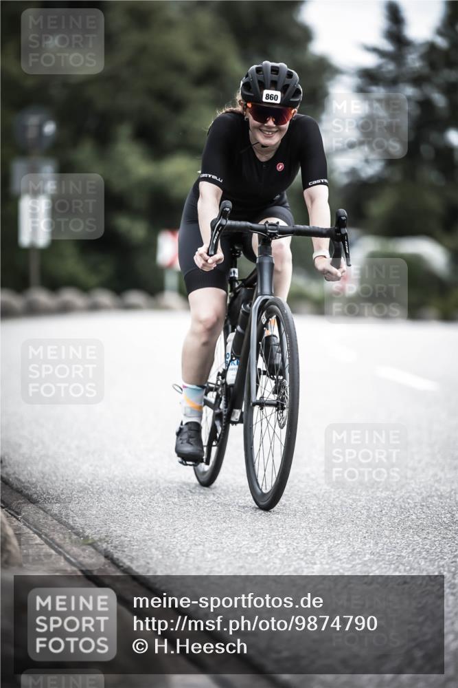 21.06.2026 - 29. Vierlanden-Triathlon H.Heesch http://msf.ph/oto/9874790 21.06.2026 12:18:13 Radfahren 276, 821, 838, 860 meine-sportfotos.de
