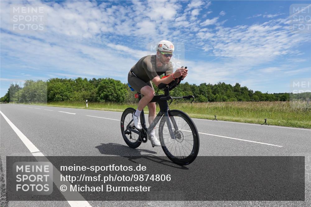 21.06.2026 - Viking Triathlon Michael Burmester http://msf.ph/oto/9874806 21.06.2026 12:54:37 Radfahren 289, 331, 340, 663 meine-sportfotos.de