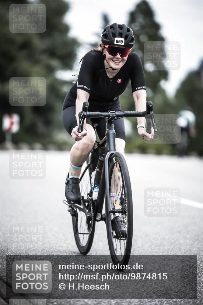 21.06.2026 - 29. Vierlanden-Triathlon H.Heesch http://msf.ph/oto/9874815 21.06.2026 12:18:14 Radfahren 276, 821, 838, 860 meine-sportfotos.de