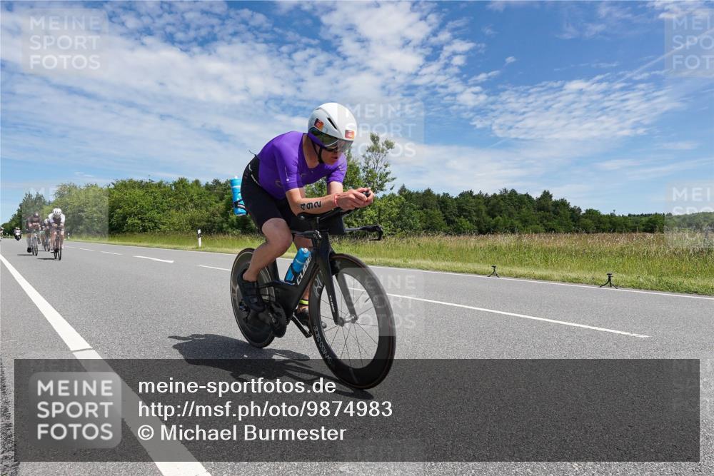 21.06.2026 - Viking Triathlon Michael Burmester http://msf.ph/oto/9874983 21.06.2026 12:57:34 Radfahren 77, 85, 93, 141, 199, 274, 315, 393, 403, 492, 497 meine-sportfotos.de