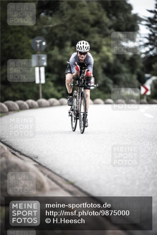 21.06.2026 - 29. Vierlanden-Triathlon H.Heesch http://msf.ph/oto/9875000 21.06.2026 12:19:31 Radfahren 649, 793 meine-sportfotos.de
