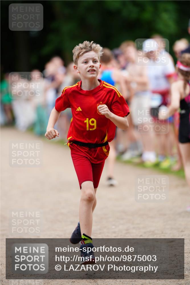 21.06.2026 - 29. Vierlanden-Triathlon LAZAROV Photography http://msf.ph/oto/9875003 21.06.2026 15:10:21 Laufen 19 meine-sportfotos.de