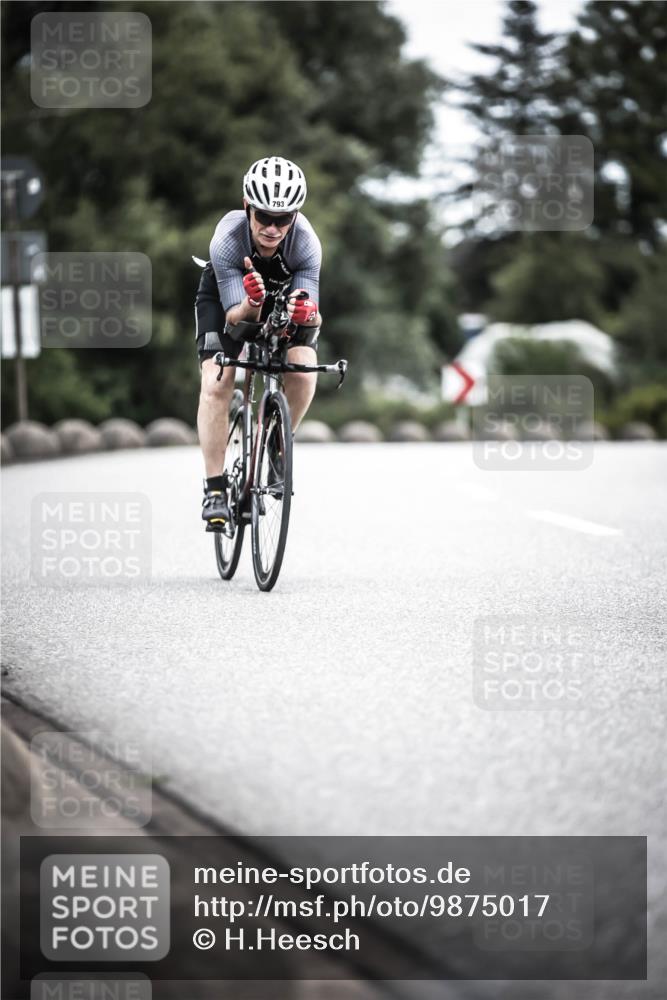 21.06.2026 - 29. Vierlanden-Triathlon H.Heesch http://msf.ph/oto/9875017 21.06.2026 12:19:31 Radfahren 649, 793 meine-sportfotos.de