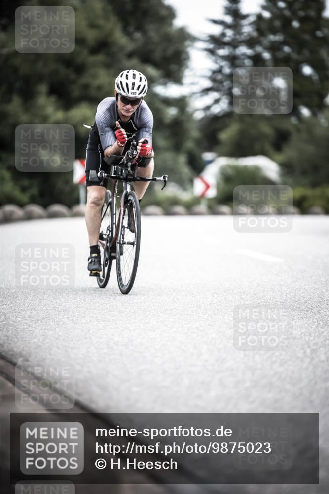 21.06.2026 - 29. Vierlanden-Triathlon H.Heesch http://msf.ph/oto/9875023 21.06.2026 12:19:32 Radfahren 649, 793 meine-sportfotos.de
