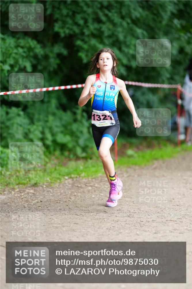 21.06.2026 - 29. Vierlanden-Triathlon LAZAROV Photography http://msf.ph/oto/9875030 21.06.2026 15:10:29 Laufen 1321 meine-sportfotos.de