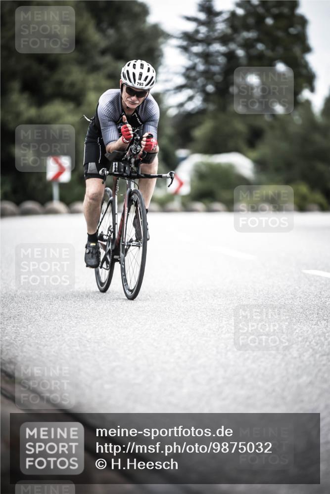 21.06.2026 - 29. Vierlanden-Triathlon H.Heesch http://msf.ph/oto/9875032 21.06.2026 12:19:32 Radfahren 649, 793 meine-sportfotos.de