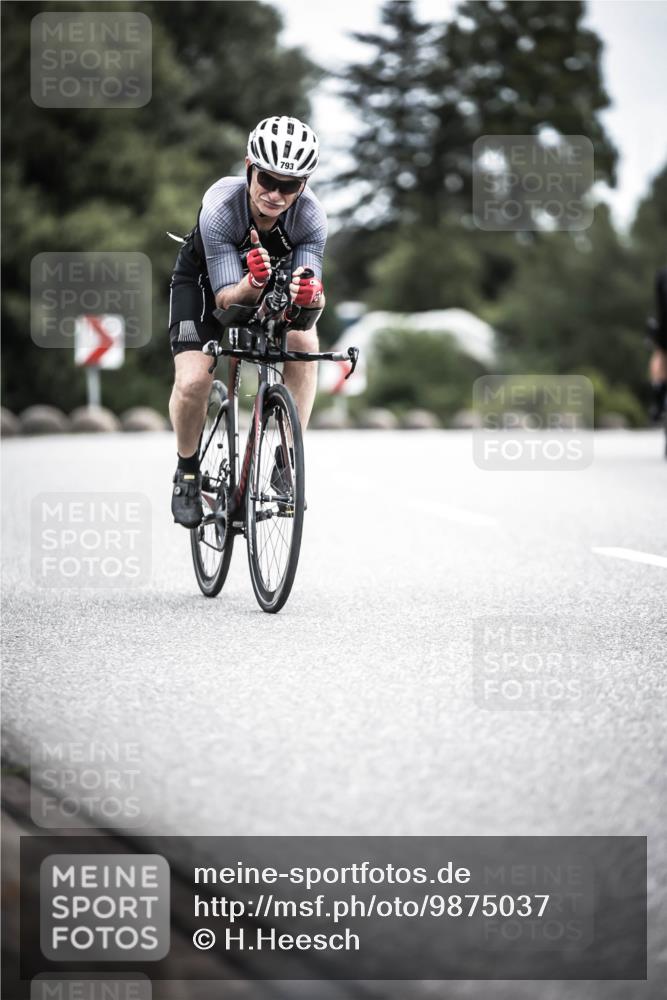 21.06.2026 - 29. Vierlanden-Triathlon H.Heesch http://msf.ph/oto/9875037 21.06.2026 12:19:32 Radfahren 649, 793 meine-sportfotos.de